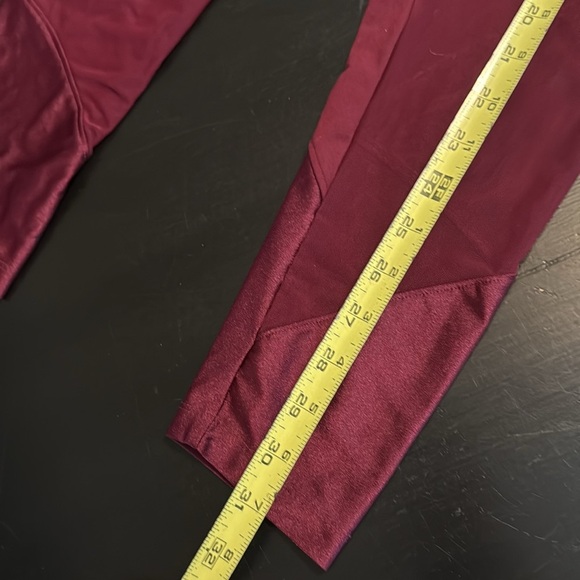 PINK Victoria's Secret Burgundy Leggings - Picture 2 of 6